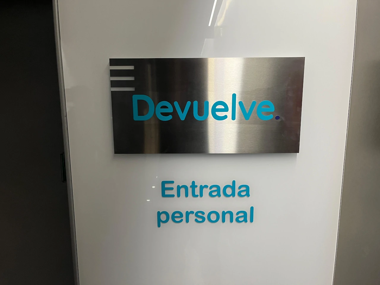 Señalética e identidad visual corporativa Señalética corporativa e identidad visual de empresa