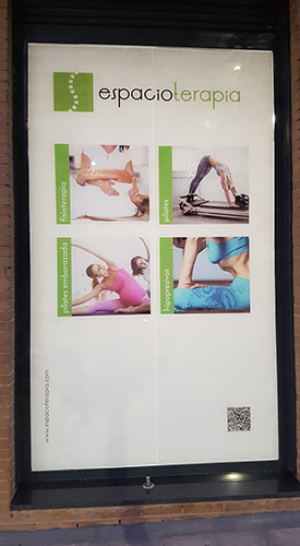 Papel trasera blanca: impresión digital para carteles o mupis en Alcobendas (Madrid)