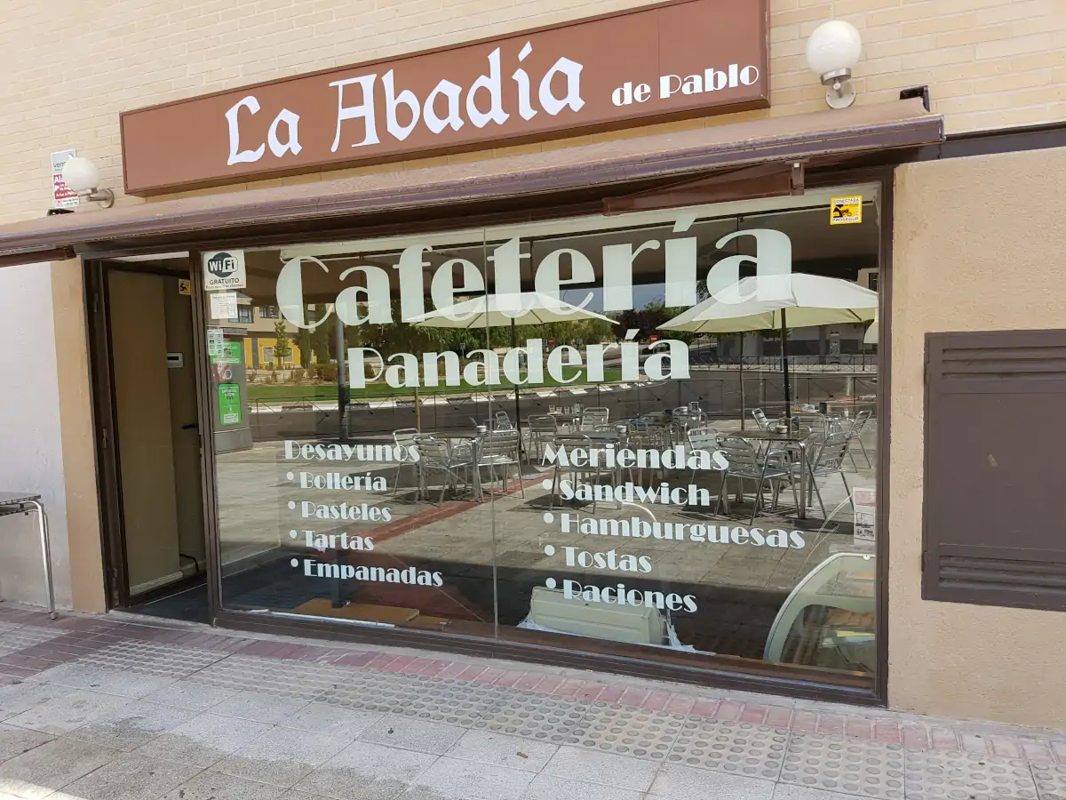 Vinilos adhesivos para superficies planas en Alcobendas (Madrid)